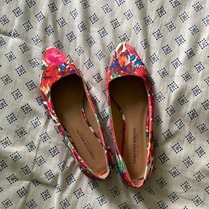 Christian Siriano floral flats - Size 8